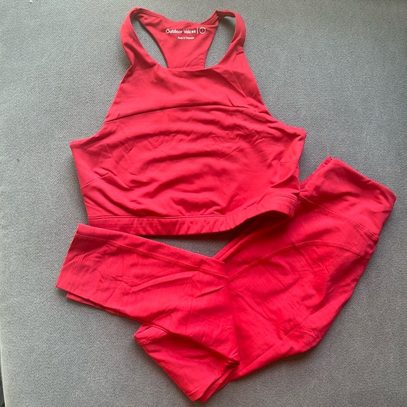 Outdoor Voices Set - Picture 1 of 2